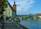 Die Steinerne Brücke in Regensburg : Kirche
